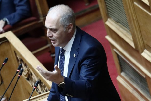 Βελόπουλος: Εξωτερική πολιτική δεν είναι μόνο νομική, είναι ψυχή και πατριωτισμός