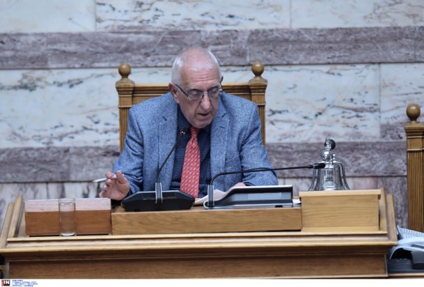 Κακλαμάνης: Από τις 27 Οκτωβρίου ο «κόφτης» στα μικρόφωνα της Βουλής