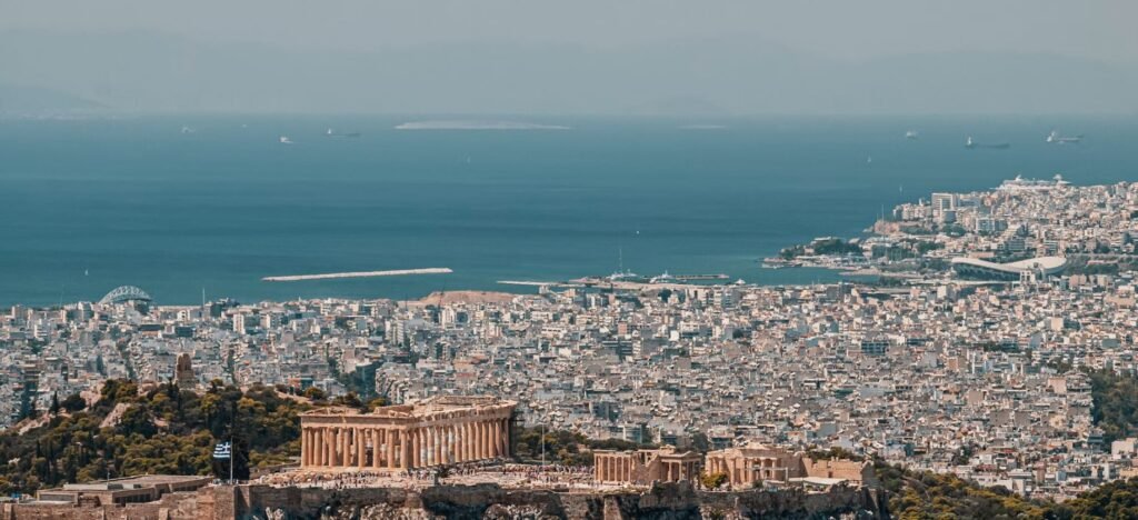 ΤτΕ: Αυτοί είναι οι βασικοί παράγοντες που «εξαφάνισαν» από την αγορά χιλιάδες κατοικίες – enikonomia.gr