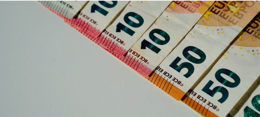 Αναδρομικές αποδοχές: Πώς θα πρέπει να φορολογούνται ύστερα από δικαστικές αποφάσεις – Τι αναφέρει ο