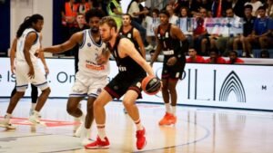 Μύκονος – Ολυμπιακός 65-91, Basket League:  Κόκκινος περίπατος σε μια ιστορική μέρα για το νησί! (Βίντεο)