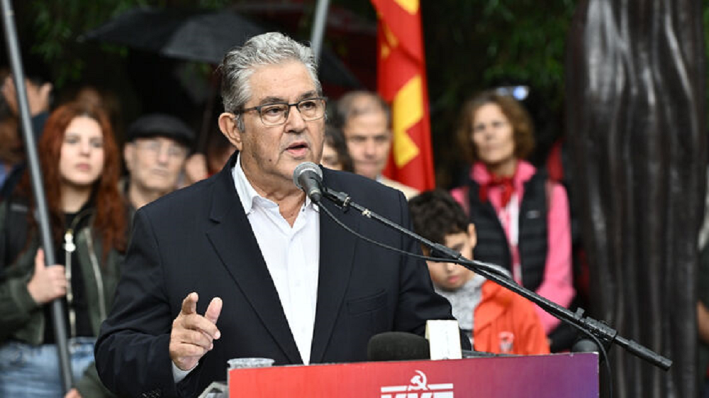 Κουτσούμπας: Το Λαζαρέτο είναι μάθημα ζωής – Τιμάμε τους νεκρούς μας και σηκώνουμε τη σημαία ψηλά,