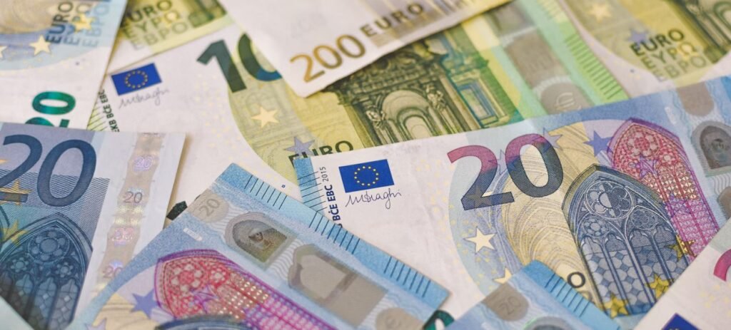 Ρύθμιση 120 δόσεων και χορήγηση των συντάξεων με χρέη: Ποιες αλλαγές εξετάζονται – enikonomia.gr