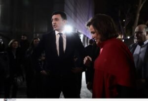 Η κόντρα Μπακογιάννη – Κικίλια μετά την ΕΔΕ για τον λιμενάρχη Χανίων και η «πυροσβεστική» παρέμβαση Μαρινάκη