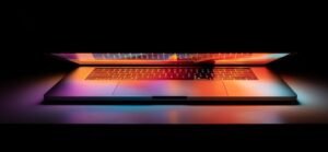 Στο στόχαστρο της ΑΑΔΕ το ηλεκτρονικό εμπόριο – Σε ποιους θα επιβληθούν πρόστιμα έως 500.000 ευρώ –