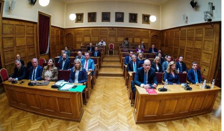 Εξεταστική επιτροπή – Κατάθεση Στρατάκου: Ουδέποτε άσκησα πίεση για έκνομη πράξη – Δεν ήταν στις