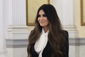 Κίμπερλι Γκιλφόιλ: Έφτασε στο Μέγαρο Μαξίμου – Η πρώτη συνάντηση με τον Κυριάκο Μητσοτάκη