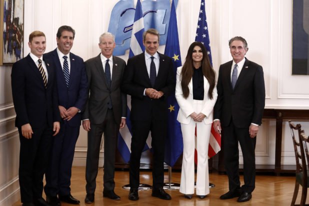 Κυριάκος Μητσοτάκης: Συναντήθηκε με την Κίμπερλι Γκιλφόιλ και τους υπουργούς Ενέργειας και Εσωτερικών των