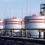 Οι ΗΠΑ «παγώνουν» την πώληση των διεθνών assets της Lukoil για πίεση στη Ρωσία εν μέσω ειρηνευτικών διαπραγματεύσεων