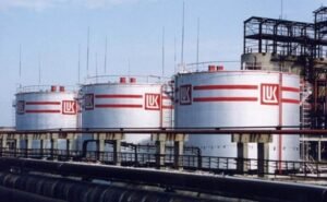 Ρουμανία: Ο υπουργός Ενέργειας ζητά να τεθεί υπό κρατικό έλεγχο η εταιρεία Lukoil