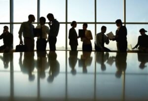 Αποκαλυπτική μελέτη για τη σχέση μεταξύ της γήρανσης του εργατικού δυναμικού και της παραγωγικότητας –