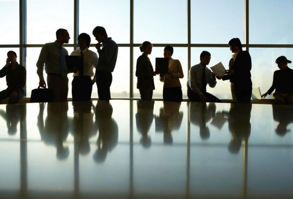 Αποκαλυπτική μελέτη για τη σχέση μεταξύ της γήρανσης του εργατικού δυναμικού και της παραγωγικότητας –