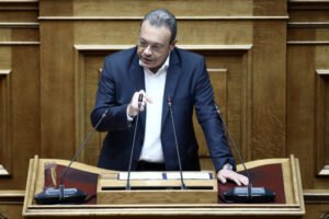 Φάμελλος: Ο κ. Μητσοτάκης κάνει ζημιά στην τσέπη των πολιτών
