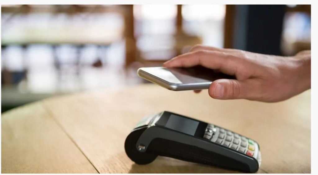 Τέλος το χαρτόσημο, έρχεται το ψηφιακό τέλος: Σε ποιες συναλλαγές επιβάλλεται – Η εγκύκλιος της ΑΑΔΕ –