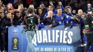 Προκριματικά Μουντιάλ: Έφυγε για τις ΗΠΑ η Γαλλία, αποβλήθηκε ο Ρονάλντο στην ήττα της Πορτογαλίας