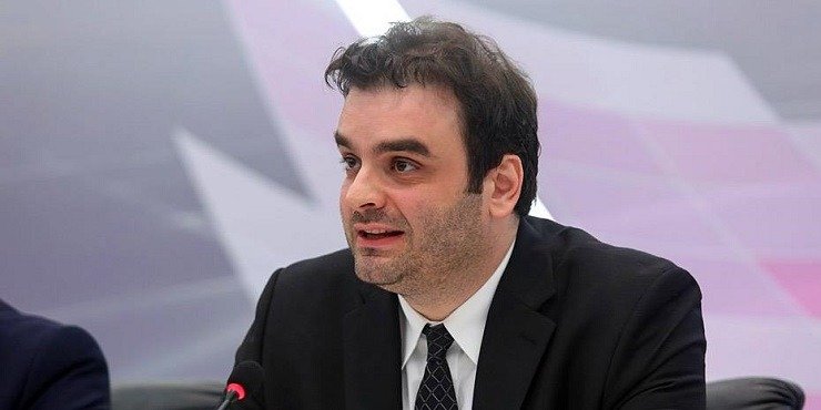 Μήνυση ΥΠΕΘΟΟ και Πιερρακάκη για διαδικτυακή παραπλανητική διαφήμιση