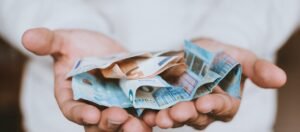 Νέο πακέτο μέτρων στήριξης: Ποια είναι τα νέα σενάρια – enikonomia.gr