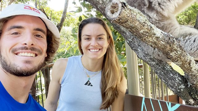 Στέφανος Τσιτσιπάς: Ανυπομονεί να εκπροσωπήσει την Ελλάδα με τη Σάκκαρη στο United Cup  – Η επική φωτογραφία με ένα κοάλα (Εικόνες)