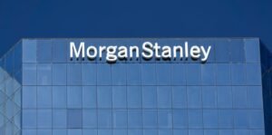 Morgan Stanley: Γιατί η Ελλάδα θα είναι από τους καλύτερους “μαθητές” της Ευρωζώνης μέχρι το 2027