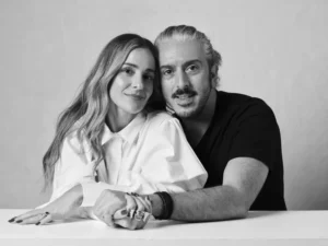 Νατάσσα Μποφίλιου και Γιάννης Χαρούλης: Παγκόσμια περιοδεία-αφιέρωμα στους Μίκη Θεοδωράκη & Μάνο Χατζιδάκι