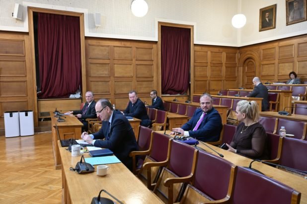 ΟΠΕΚΕΠΕ: Καταθέτουν σήμερα στην Εξεταστική Επιτροπή «Φραπές» και «Χασάπης»