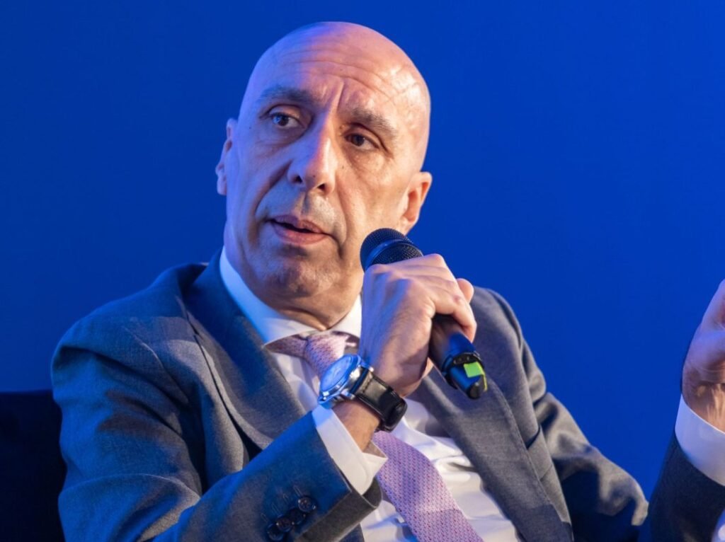 Μπρατάκος: Η δημοσιονομική πρόοδος είναι η βάση, οι μεταρρυθμίσεις είναι το μέλλον