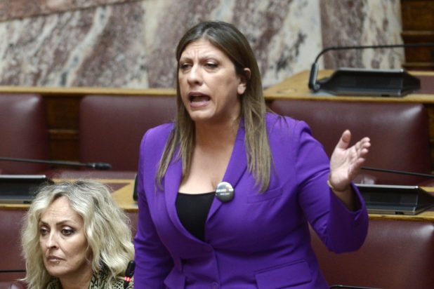 Κωνσταντοπούλου σε Λαμπρόπουλο: «Θέλετε να συμπαρασταθούμε σε αστυνομικούς που δέρνουν κόσμο στα Εξάρχεια;»