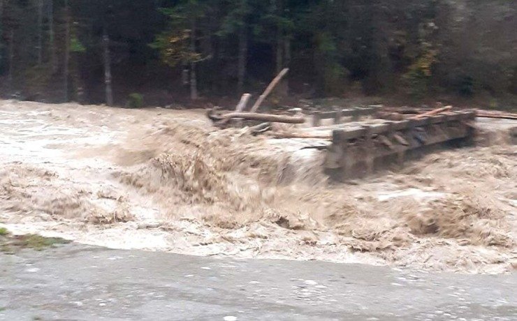 Μετέωρα: Χωριά παραμένουν αποκλεισμένα εξαιτίας της κακοκαιρίας-Προβλήματα ηλεκτροδότησης