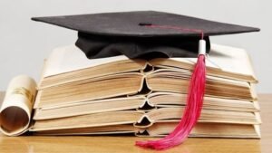 Πρωταθλήτρια σε διδακτορικά η Δυτική Μακεδονία, ουραγός οι τουριστικές περιοχές