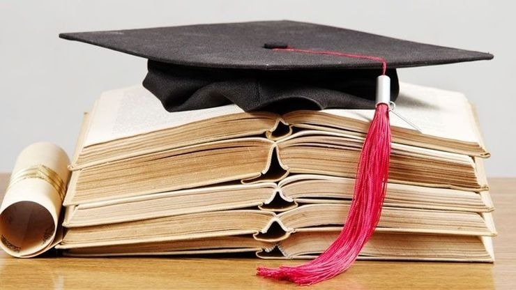 Πρωταθλήτρια σε διδακτορικά η Δυτική Μακεδονία, ουραγός οι τουριστικές περιοχές