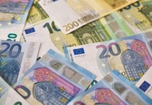 Προϋπολογισμός: Στα 10,2 δισ. ευρώ το πρωτογενές πλεόνασμα στο 10μηνο-Τι έδειξαν τα στοιχεία για τα