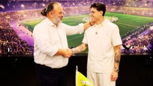 ΑΕΚ: Ο Ρότα υπέγραψε νέο συμβόλαιο έως το 2030! – “Είσαι μονομάχος”, του είπε ο Μάριος Ηλιόπουλος (Βίντεο)