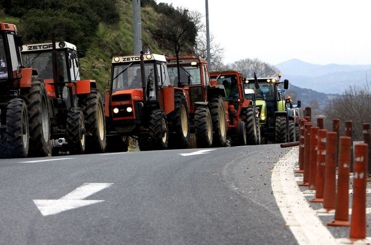 Ξεκινούν κινητοποιήσεις αγρότες και κτηνοτρόφοι στα Χανιά από την ερχόμενη Παρασκευή 28/11