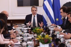 Τα μηνύματα Μητσοτάκη στους υπουργούς – Τα σενάρια για ανασχηματισμό