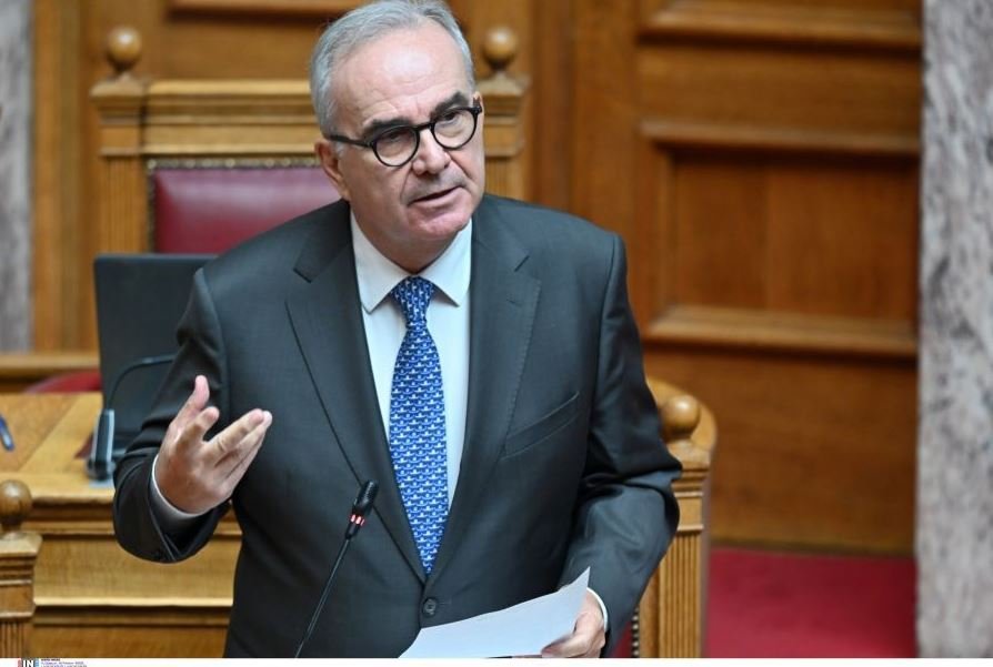 Παπαθανάσης: 6 δράσεις για ενεργειακή αναβάθμιση δημόσιων κοινωφελών υποδομών – Το Ειδικό Πρόγραμμα Δίκαιης