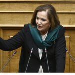 Η Ντόρα Μπακογιάννη γιόρτασε τα γενέθλιά της με ένα βίντεο και ένα γλυκό «ευχαριστώ»