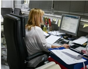 Πολυετές Δημοσιονομικό Πρόγραμμα: Ο «οδικός χάρτης» για 148.500 προσλήψεις στο Δημόσιο έως το 2029 – Tι