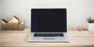 «Ανοιχτοί» λογαριασμοί με την Εφορία και τον e-ΕΦΚΑ: Ποιοι πρέπει να κλείσουν αύριο και τι πρέπει να