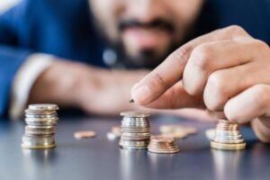 Ακρίβεια: Αυξάνονται οι τιμές σε βασικά αγαθά και υπηρεσίες- Είδος «πολυτελείας» η θέρμανση για τα