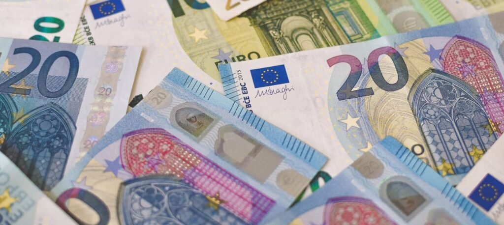 Εφορία: Τι δείχνουν τα νέα στοιχεία της ΑΑΔΕ για τα «φρέσκα» χρέη – enikonomia.gr