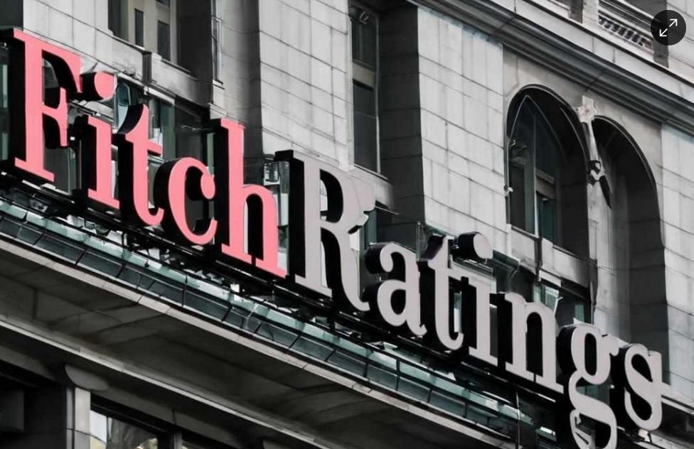 Fitch: Τι λέει ο οίκος για τις δημοσιονομικές πιέσεις της Ελλάδας του 2026 – enikonomia.gr