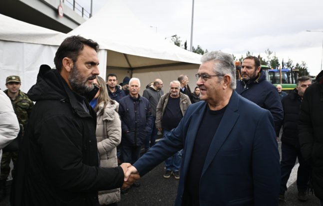 Με τους αγρότες στη Λάρισα ο Κουτσούμπας: Στηρίζουμε τον αγώνα σας, χωρίς ναι μεν αλλά, χωρίς αστερίσκους