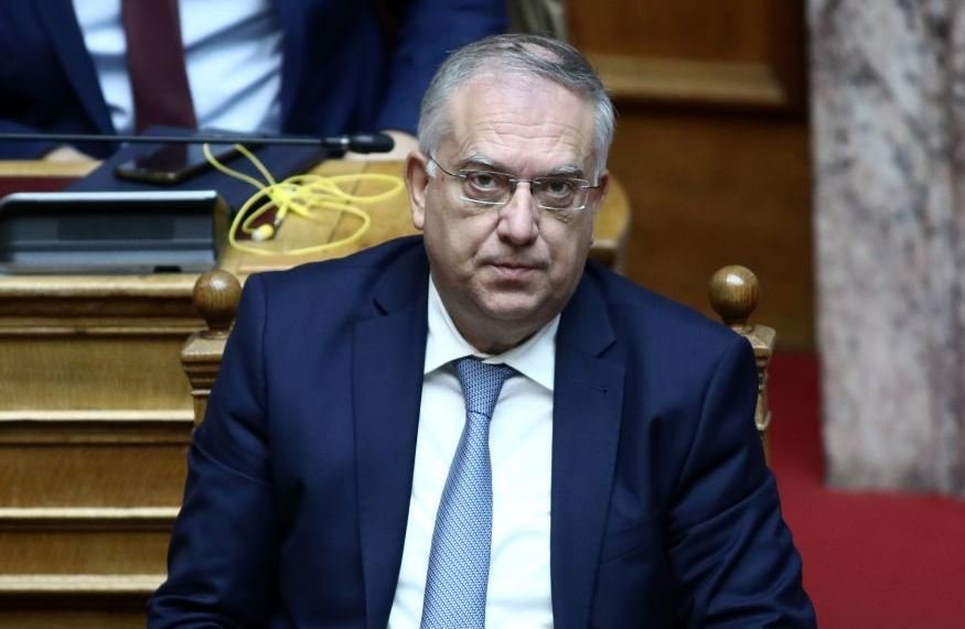 Θεοδωρικάκος για ανάγκες της αγοράς: Έρχεται νέος Επιμελητηριακός Νόμος – enikonomia.gr