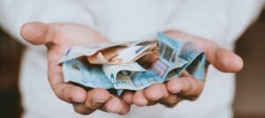 e- ΕΦΚΑ και ΔΥΠΑ: Ποιοι πληρώνονται από αύριο – enikonomia.gr