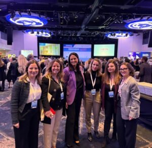 ReBrain Greece στη Νέα Υόρκη: Κάλεσμα επιστροφής σε Έλληνες επαγγελματίες από την Κεραμέως με φορολογικά