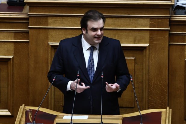 Πιερρακάκης για πληγέντες σε Μάτι και Μάνδρα: Η Πολιτεία οφείλει να μην προσθέτει αδικία πάνω στον πόνο