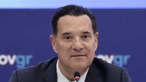 Άδωνις Γεωργιάδης: Ανακοίνωσε την αύξηση της ιατρικής αμοιβής κατά 30%