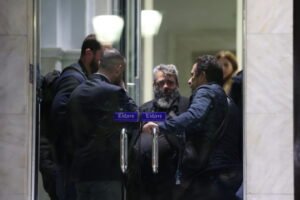 Σε εποικοδομητικό κλίμα η συνάντηση Χατζηδάκη-Τσιάρα με αγρότες της Κρήτης – «Το νησί βρίσκεται σε