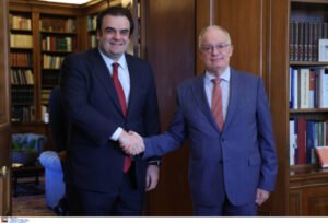 Κωνσταντίνος Τασούλας: Συνεχάρη τον Κυριάκο Πιερρακάκη για την εκλογή του στην Προεδρία του Eurogroup