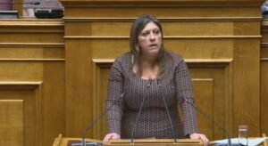 Κωνσταντοπούλου: Προσωπικά έχω σκίσει πολλά καλσόν – Έχω δώσει πολλές μάχες για τα δικαιώματα για να αφήσω να κακοποιούν την αλήθεια